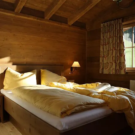 Alpendorf Anno Dazumal Tux