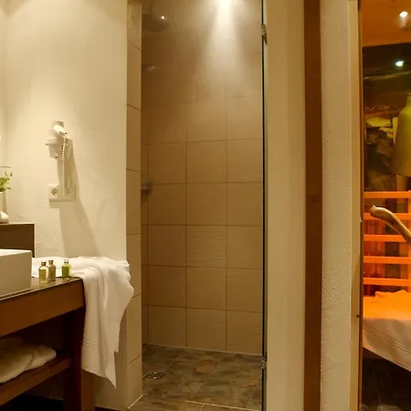 木屋 阿尔盆多夫安诺达祖马尔度假屋 *