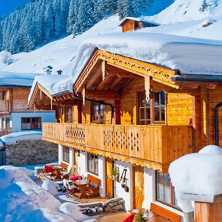 Alpendorf Anno Dazumal Chalet