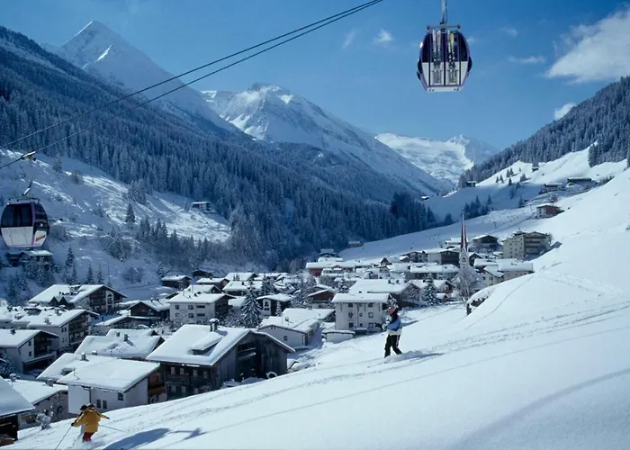 Alpendorf Anno Dazumal Chalet Tux